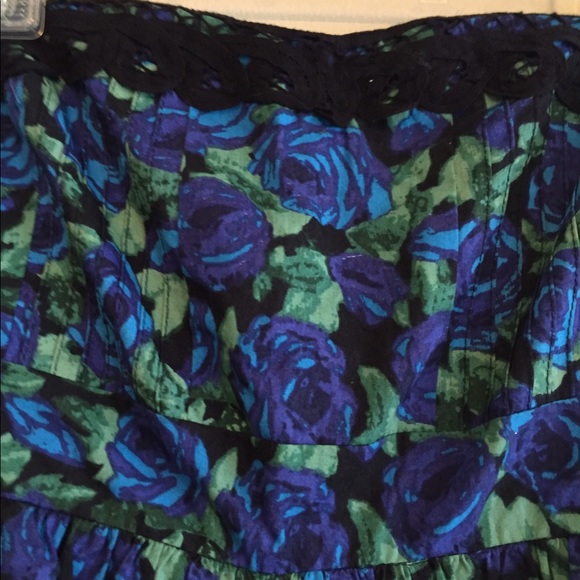 Urban outfitters floral strapless dress - Picture 3 of 4