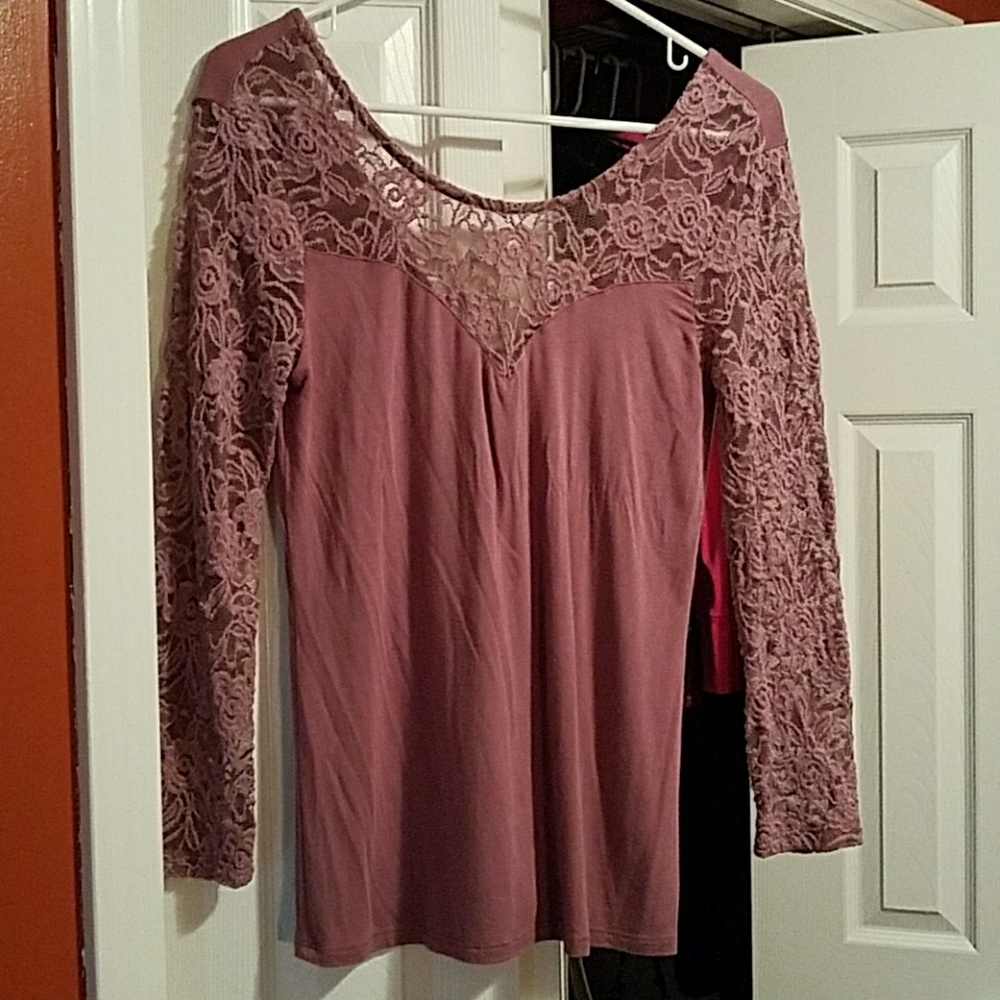 BKE red collection lace top