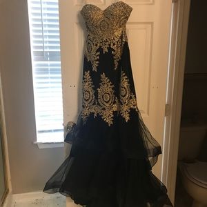 Prom/formal dress size 2