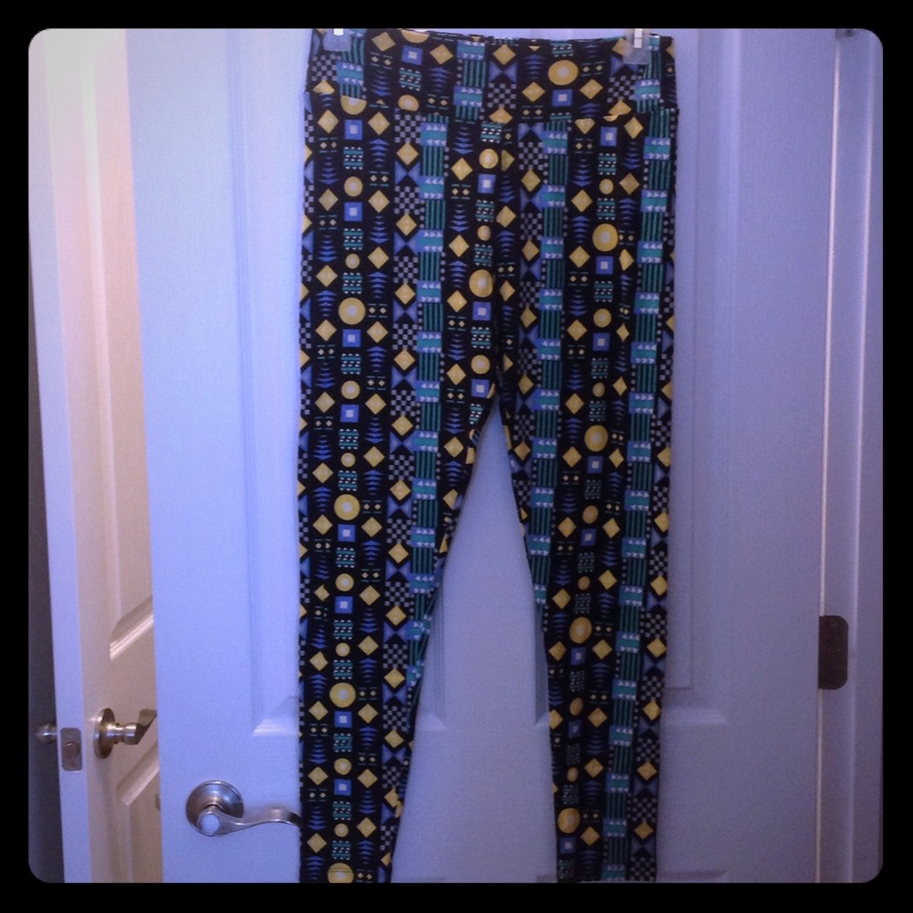 Women's LuLaRoe TC tall & curvy legging NWT