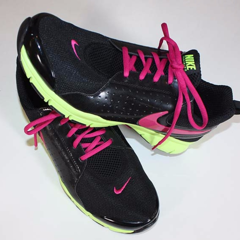 Nike Free Women's Black Training Sneakers 10