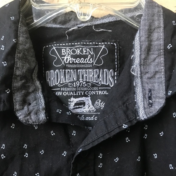 Men's M button down - Picture 3 of 5