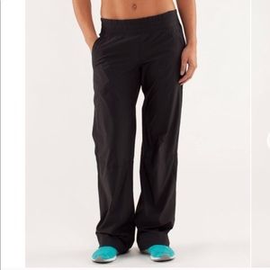 NWOT Lululemon Dog Runner Pants