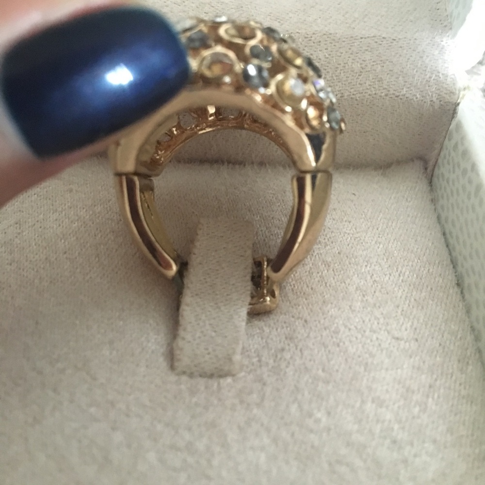 Ring - Picture 2 of 3