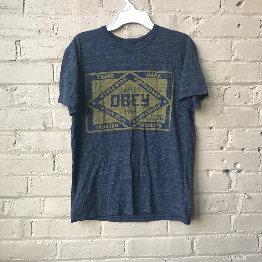 Men's Obey tee