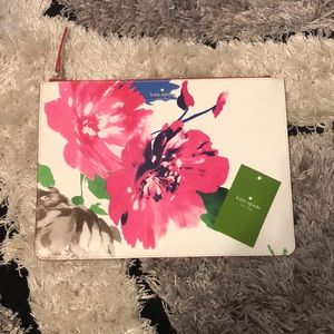 *OPEN TO OFFERS*New Kate Spade Clutch