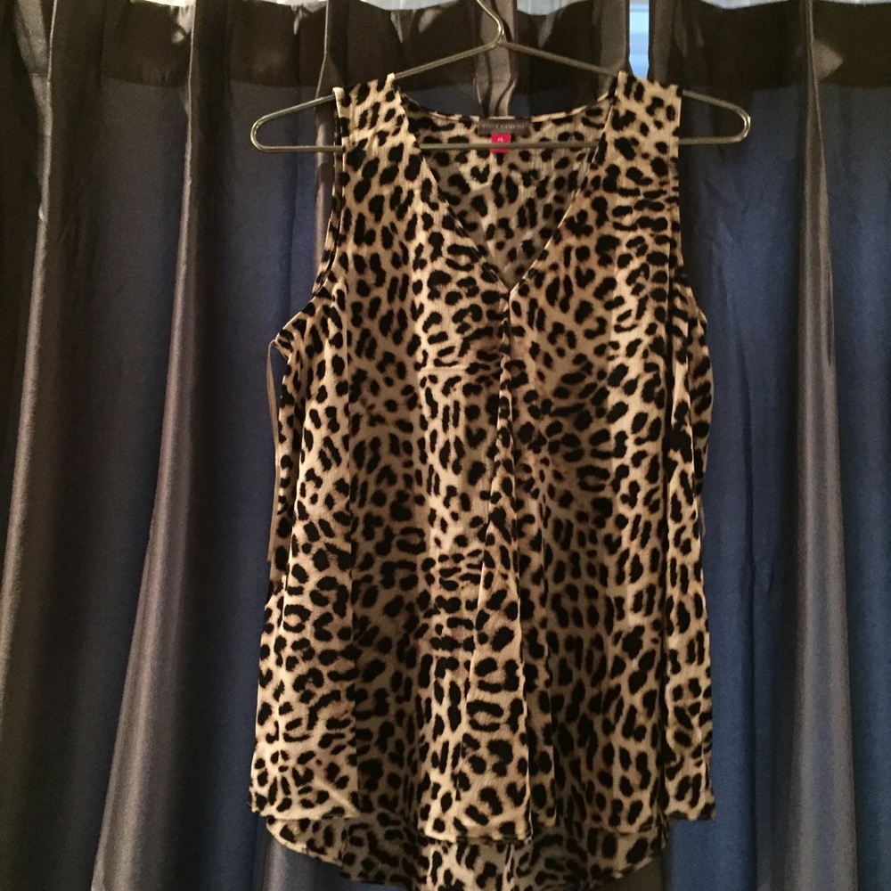 Vince Cumuto leopard print top