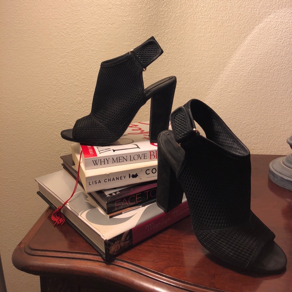 Aldo peep toe heels