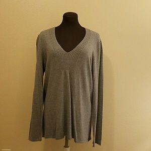 Eddie Bauer V-neck sweater
