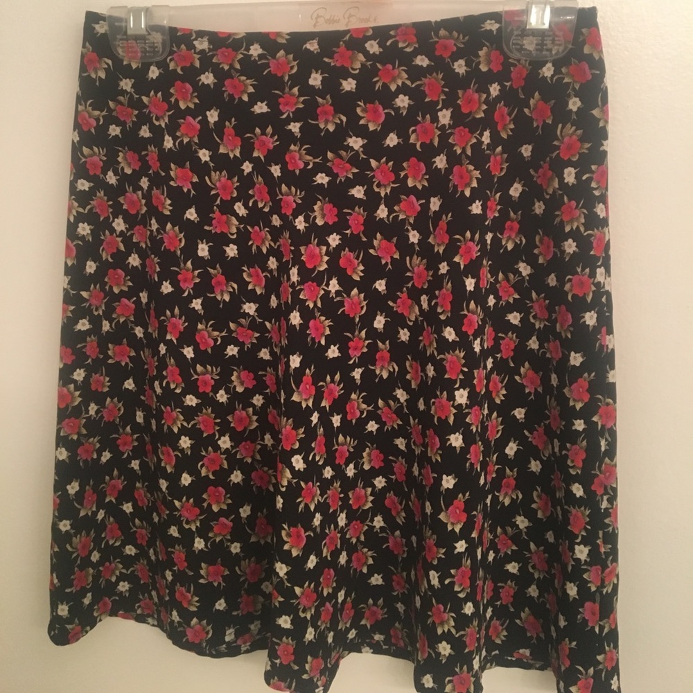 Slinky Smart skirt