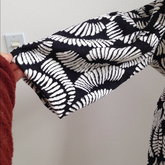 MAEVE DRESS - Picture 3 of 4