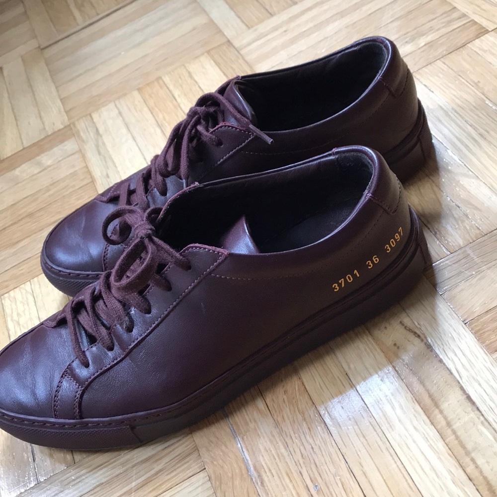 COMMON PROJECTS ACHILLES LOW (WINE) SZ 36