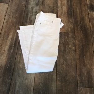 SOLD LOFT white Modern Kick Crop denim NEVER WORN