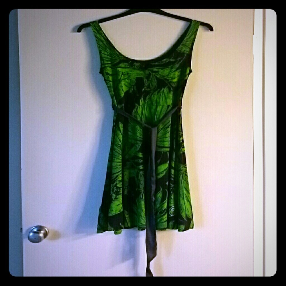 Super chic Desigual dress with a silk belt