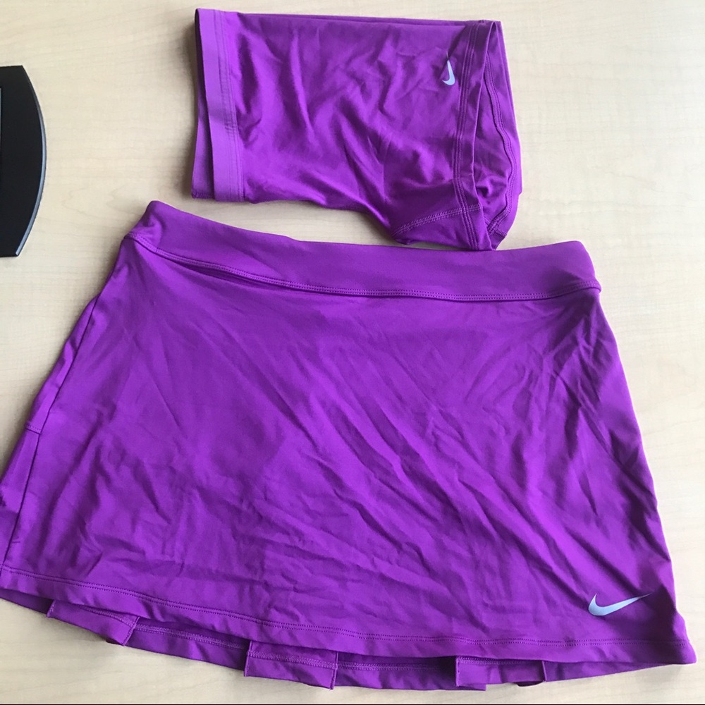 Nike size M athletic skirt