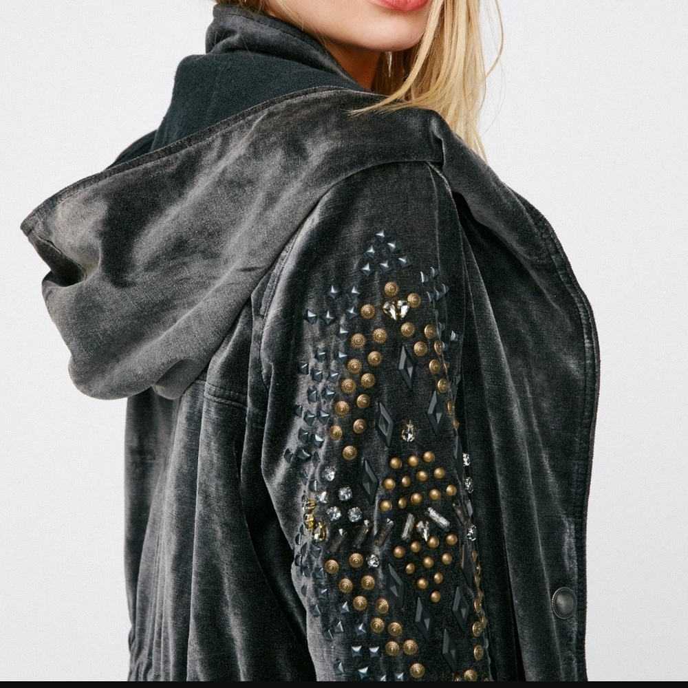 ☆☆ MAJOR ISO ☆☆ Free People Velvet sz L or M