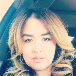 Meet your Posher, Marisa