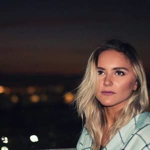 Meet your Posher, Gabrielle