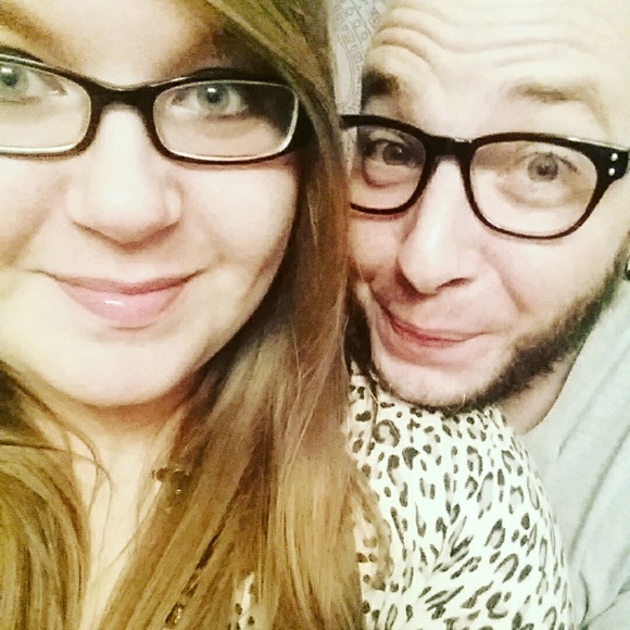 Meet your Posher! - Picture 4 of 5