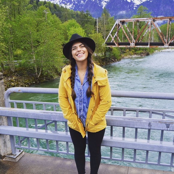 Meet Me! - Picture 5 of 7