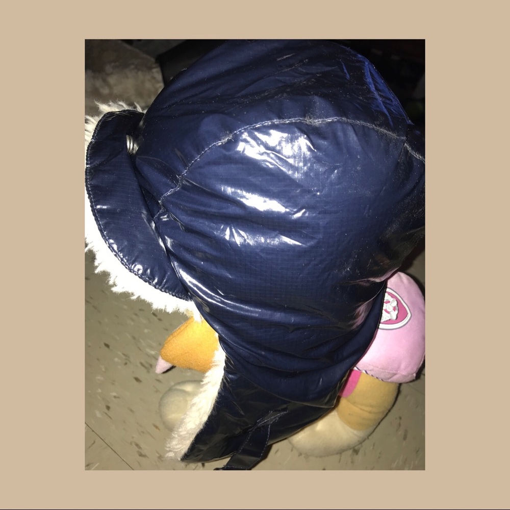 7 a.m. winter hat. 5T