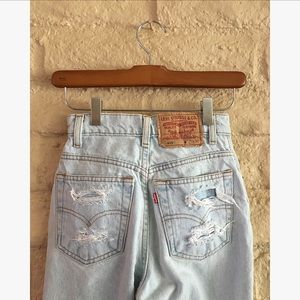 sale! vintage levis 512 23 x 28 light rip mom jean