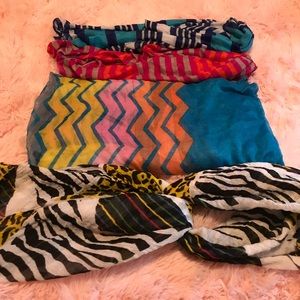 4 scarves bundle