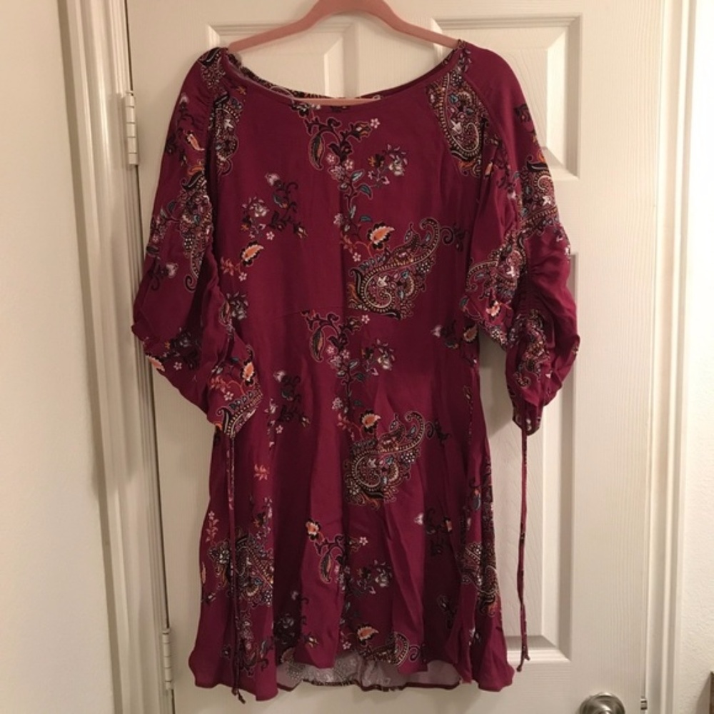 NWT paisley dress ❤️