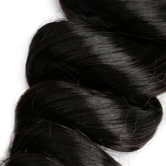 Loose Curly Bundles - Picture 4 of 5