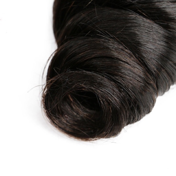 Loose Curly Bundles - Picture 5 of 5