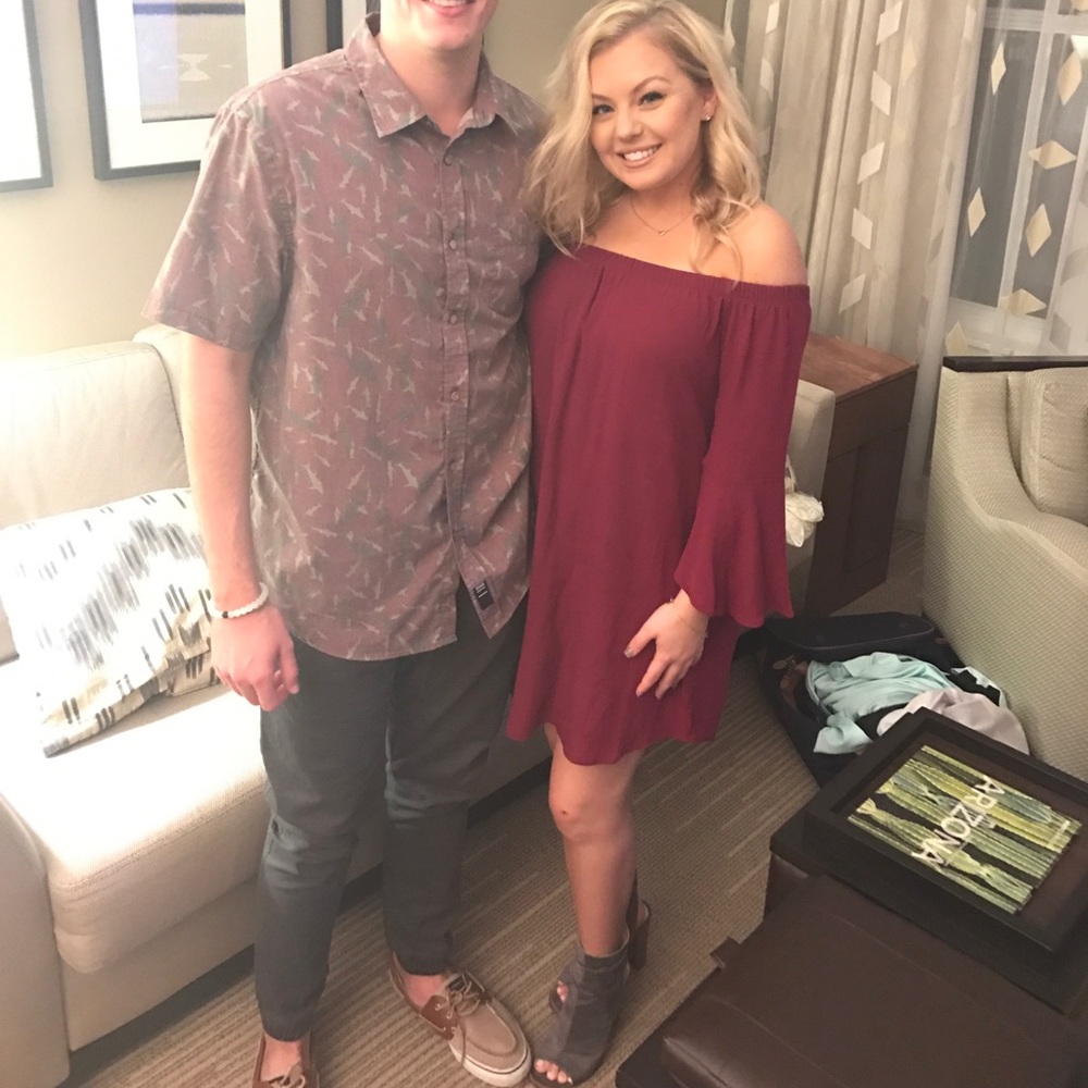 Maroon Off The Shoulder Dress❤️