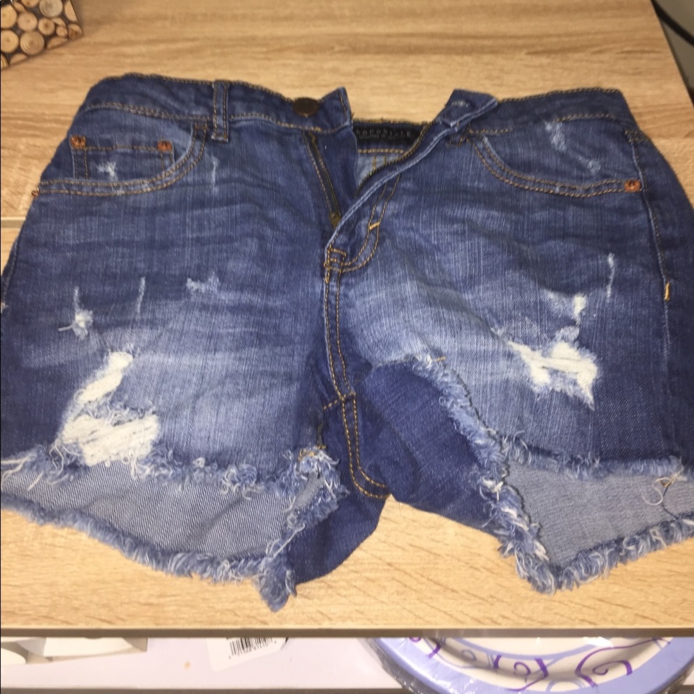 Jean shorts!
