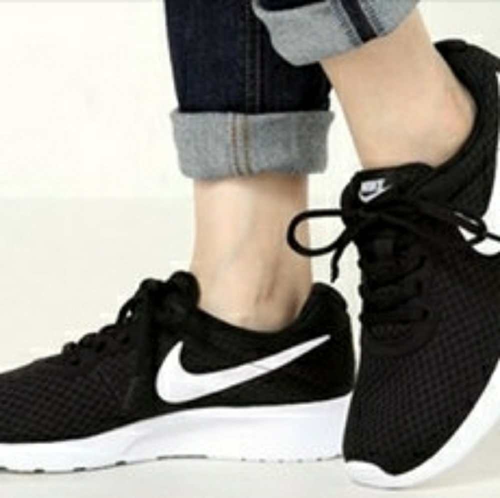 Women's Nike Tanjun