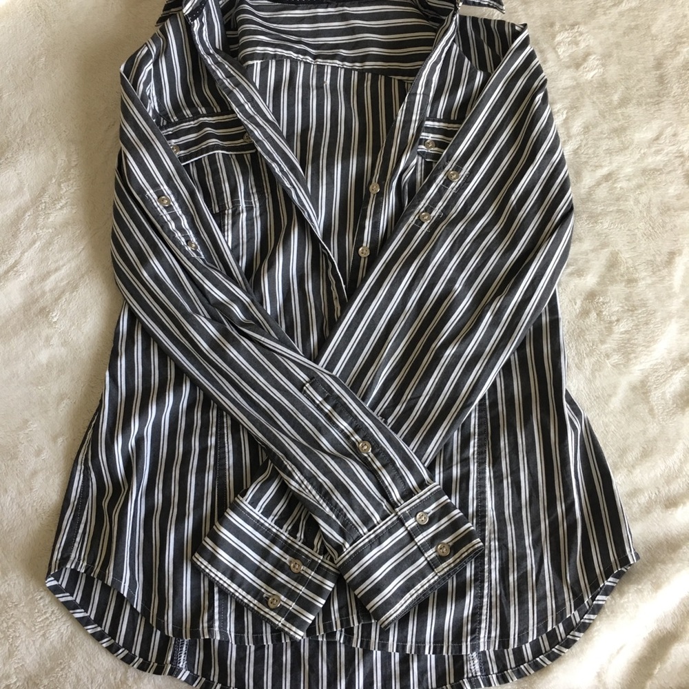 Express work shirt