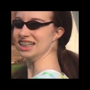 Meet your Posher, Kara