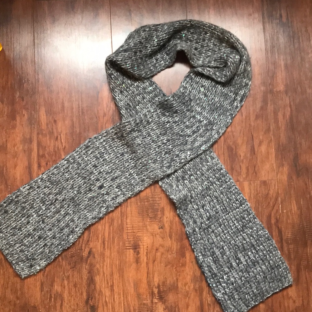 Apt 9 Gray Sequin Scarf