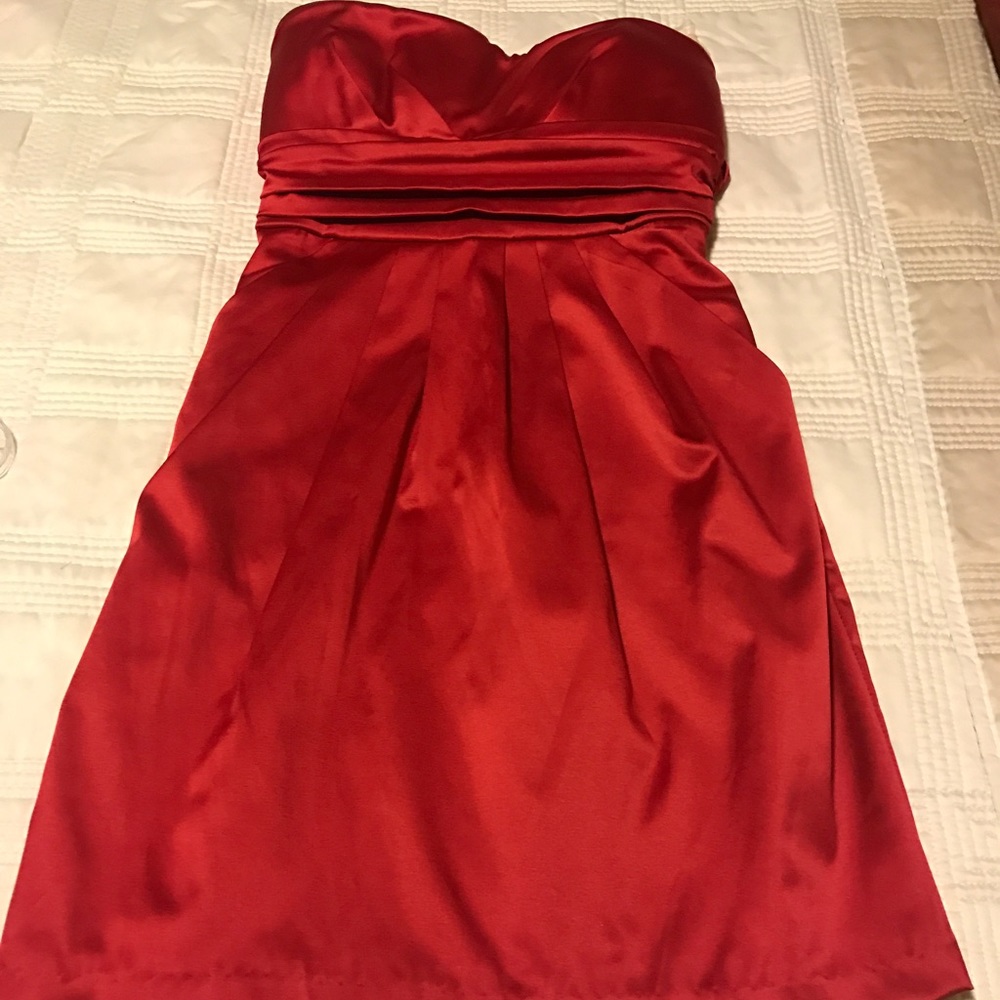 NWOT red satin strapless dress