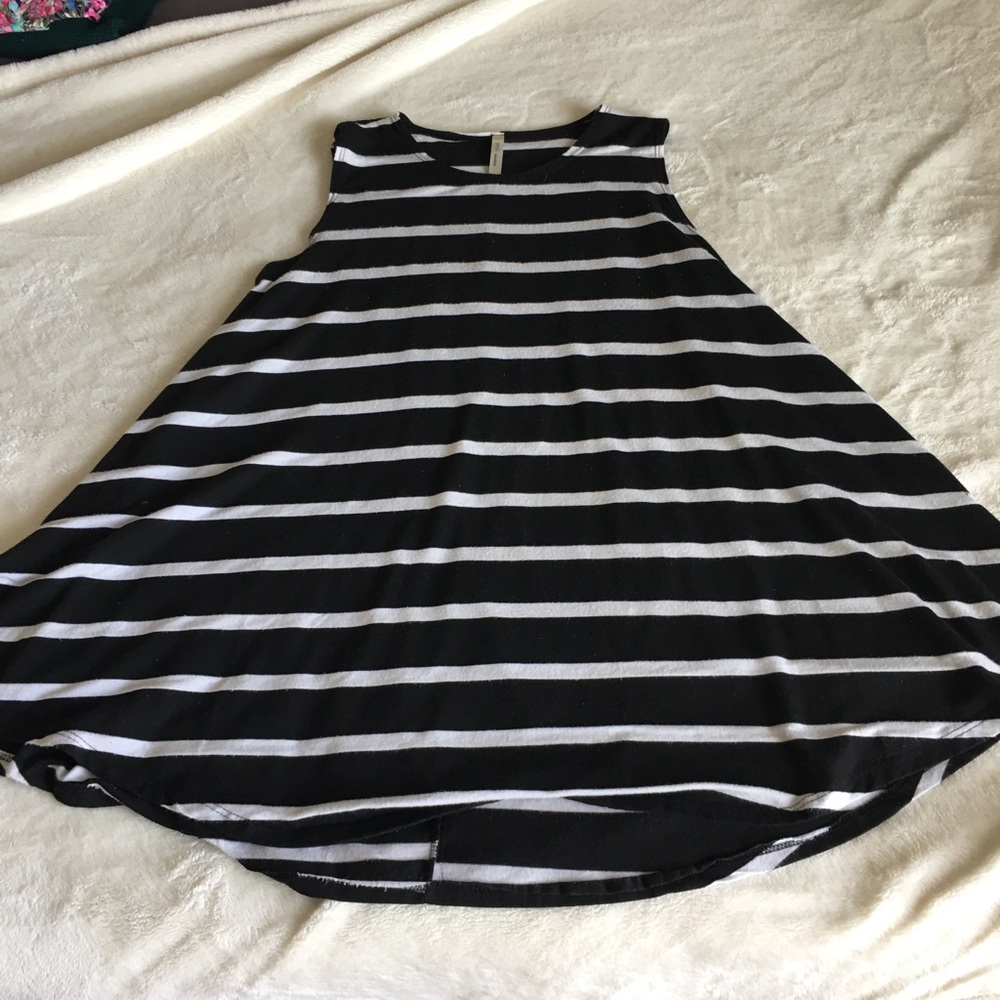 Mid length casual dress