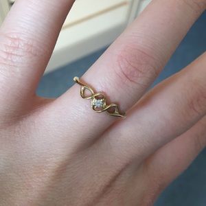 10k gold diamond ring