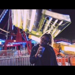 Meet your Posher, Mandy