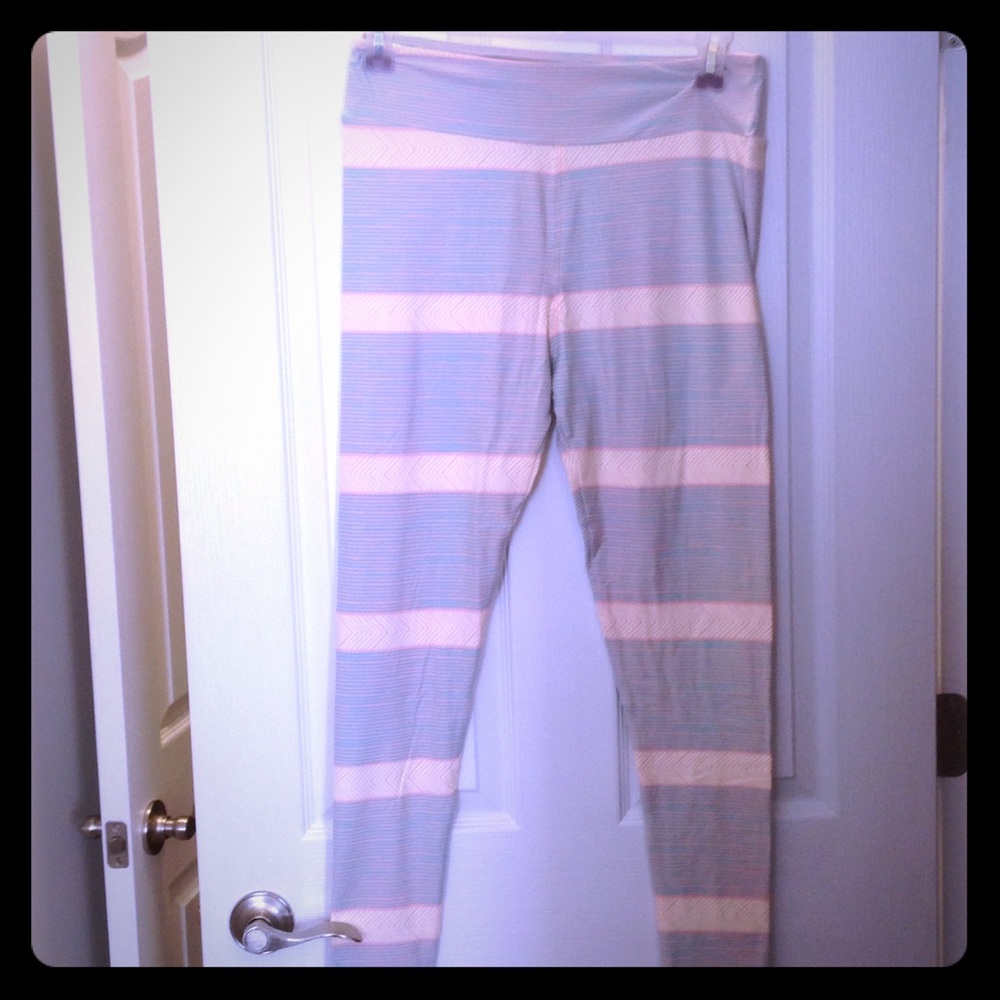Women's LuLaRoe TC tall & curvy leggings nwot
