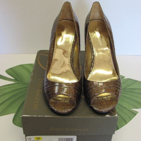 Beautiful Enzo Angiolino Heels - Picture 5 of 8