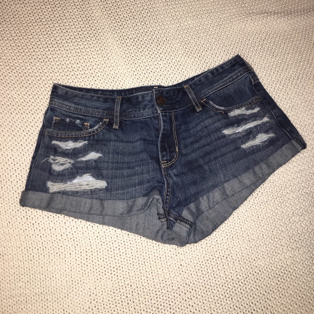 Hollister low rise shorts