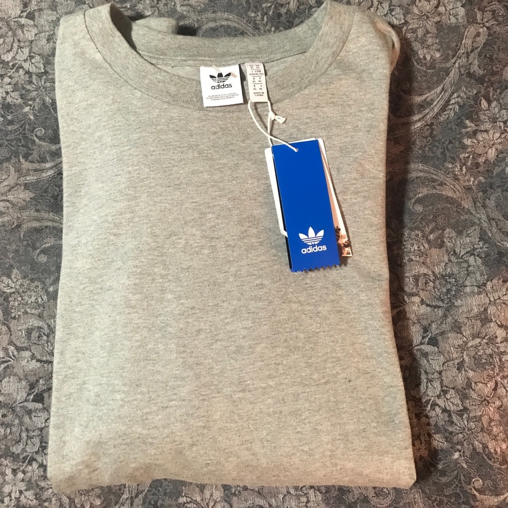 Adidas XL crew neck