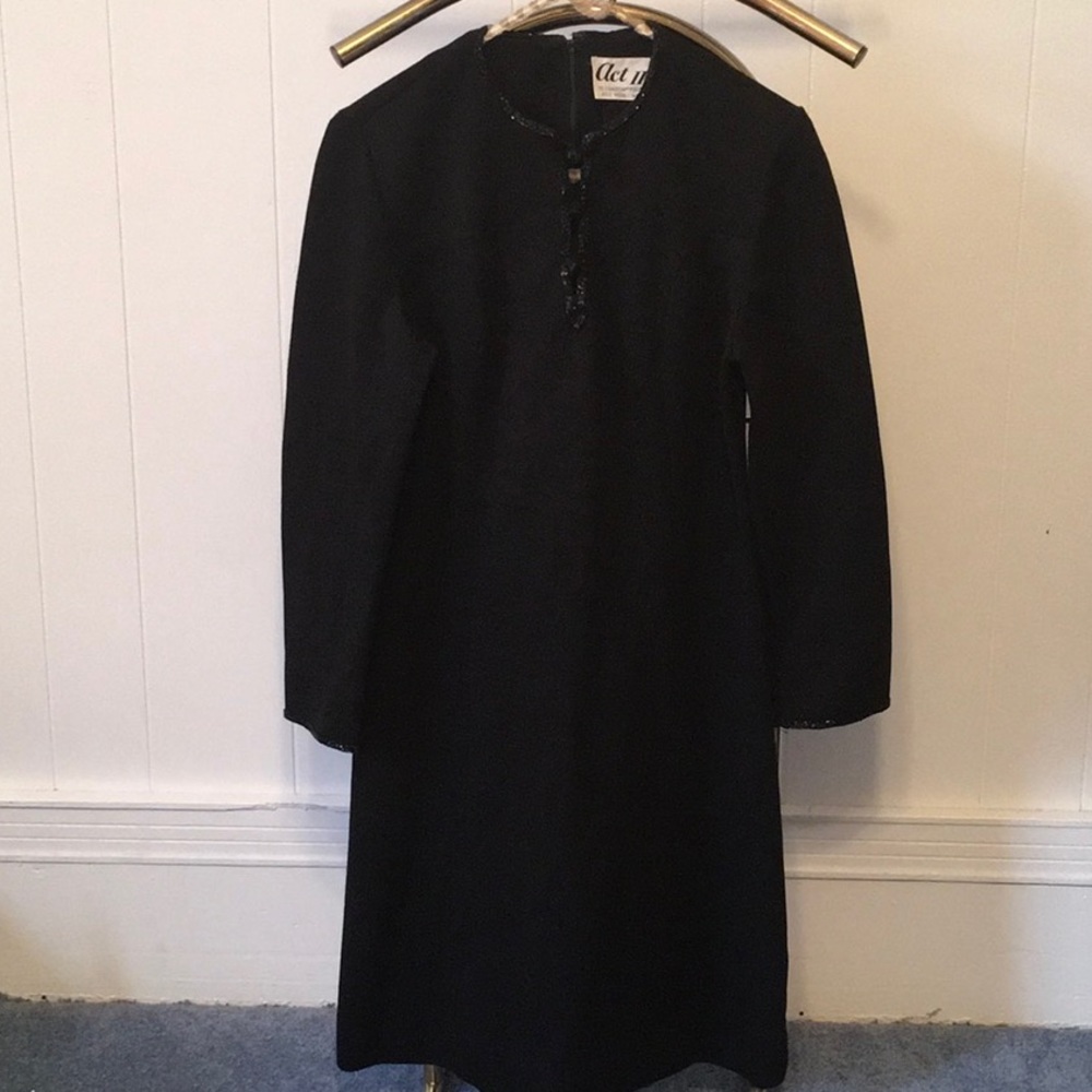 Vintage 1960's mod black beaded dress - Picture 3 of 8