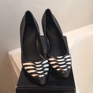 WHBM gorgeous heels 👠