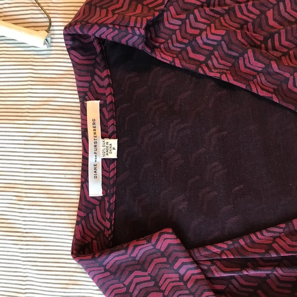 DVF silk wrap dress - Picture 3 of 6