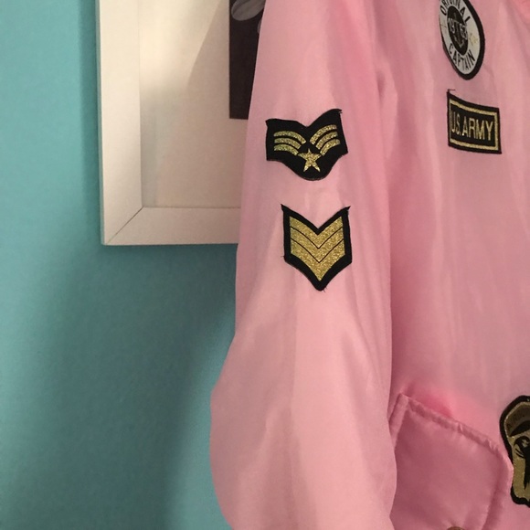 Pink bomber - Picture 2 of 7
