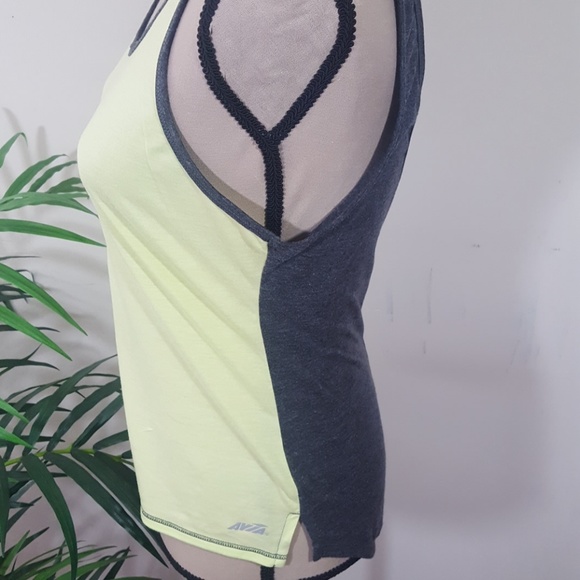 AVIA WORKOUT TOP!! - Picture 3 of 5