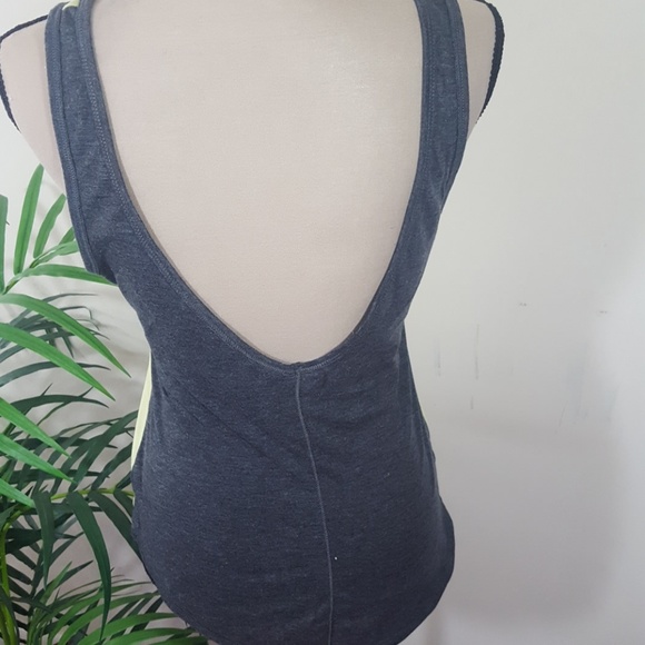 AVIA WORKOUT TOP!! - Picture 4 of 5